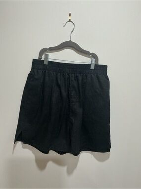 Italic black linen boxer style shorts women’s size large